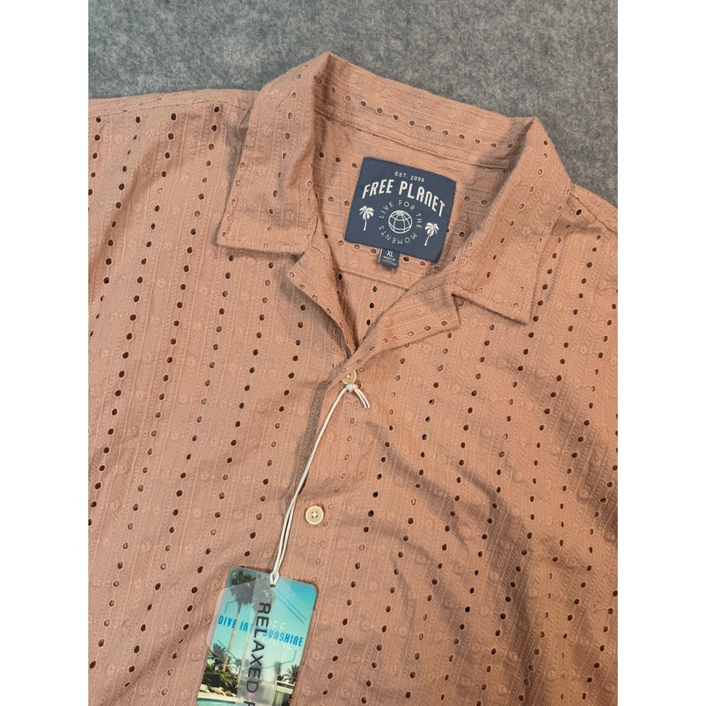 Free Planet Mens XL Relaxed Fit Mauve Eyelet Embroidered Cotton Camp Shirt‎ NEW